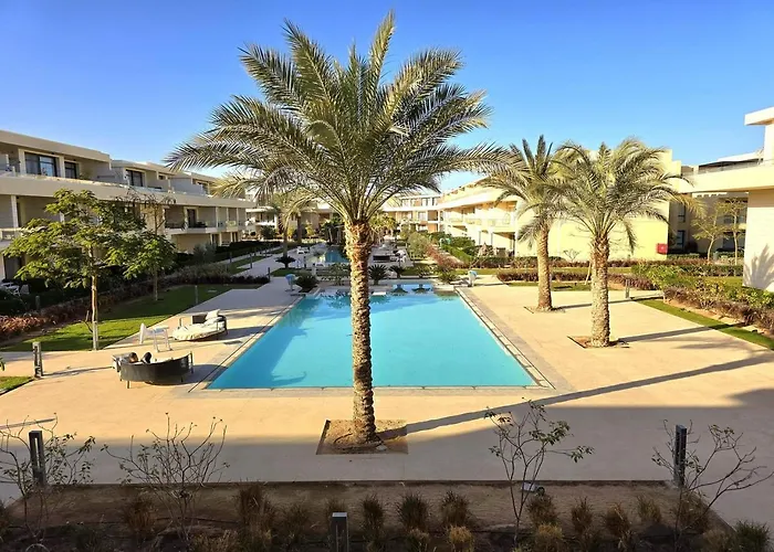 Fabulous 2 Bedrooms B17-f3 2b Shared Pool At G-cribs Elgouna *