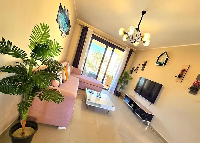 Fabulous 2 Bedrooms B17-f3 2b Shared Pool At G-cribs Elgouna